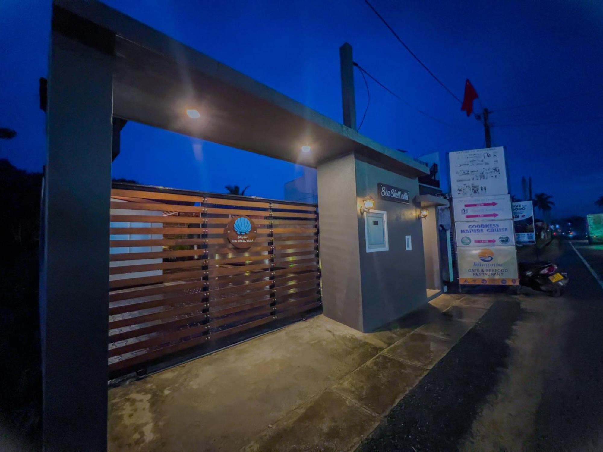 Sea Shell Villa Hikkaduwa 2 Separate Cabanas Ocean Front Villa المظهر الخارجي الصورة